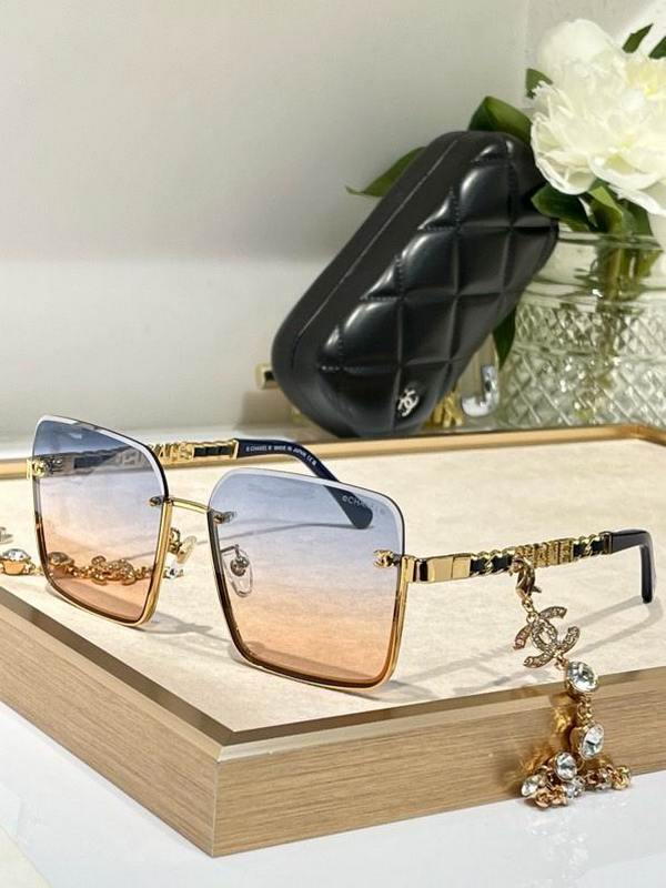 Chanel Sunglasses 554